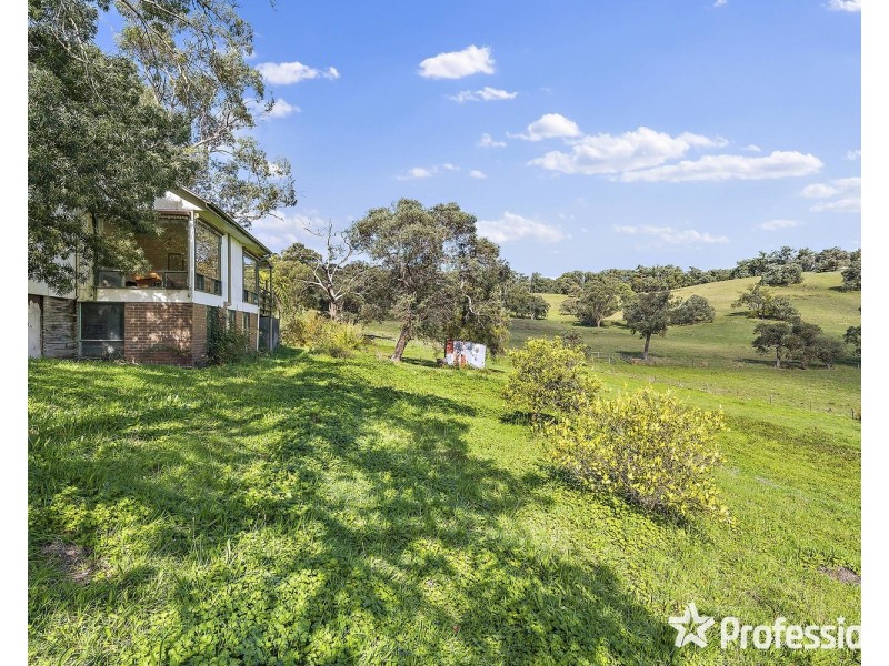 660 Gembrook-Launching Place Road, Hoddles Creek VIC 3139