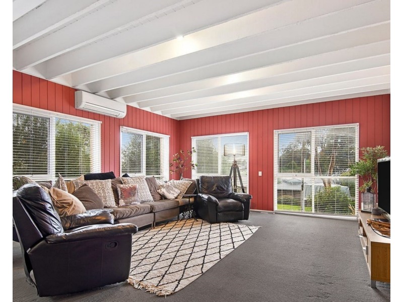 17 The Wallaby Run, Chirnside Park VIC 3116