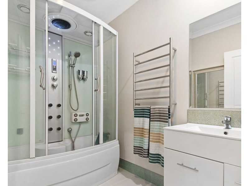 17 The Wallaby Run, Chirnside Park VIC 3116