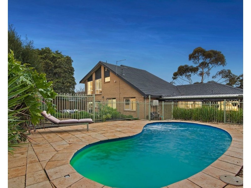 17 The Wallaby Run, Chirnside Park VIC 3116