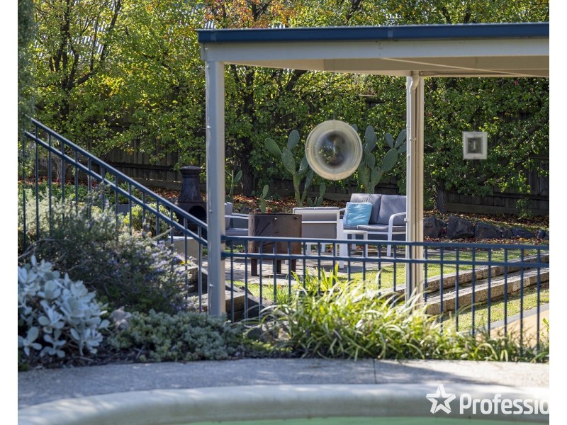 14 Kameel Drive, Yarra Glen VIC 3775