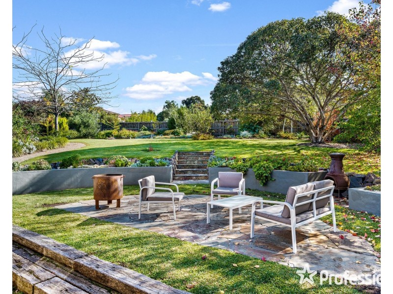 14 Kameel Drive, Yarra Glen VIC 3775