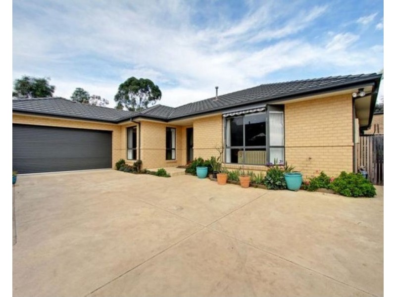 40a Cardigan Road, Mooroolbark VIC 3138