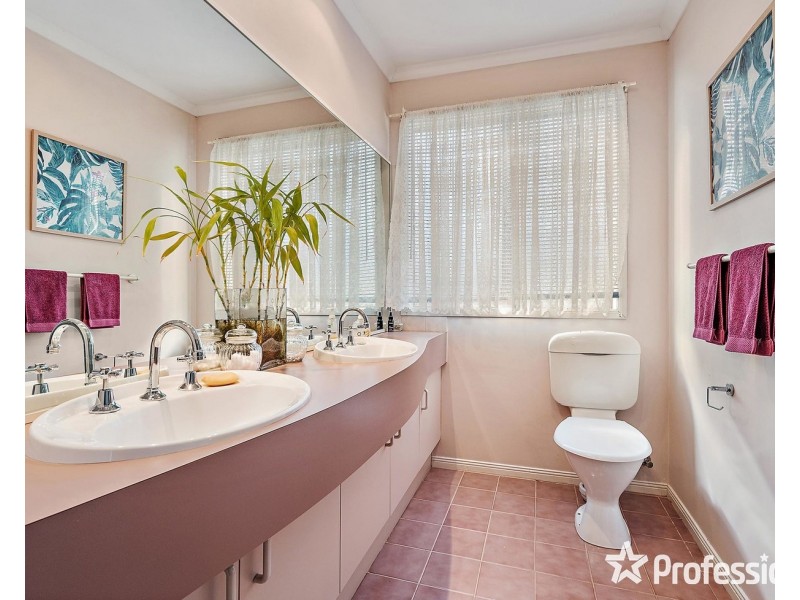 14 Aberdeen Drive, Lilydale VIC 3140