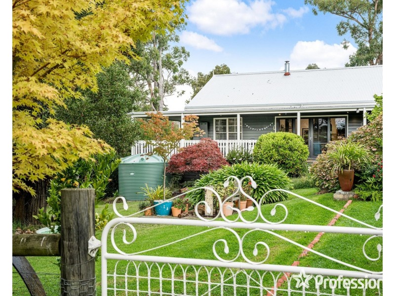 9 O’Connor Avenue, Mount Evelyn VIC 3796