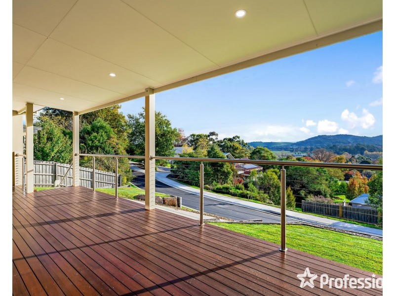 5 Lawrence Court, Healesville VIC 3777