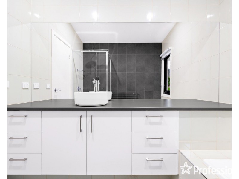 5 Lawrence Court, Healesville VIC 3777
