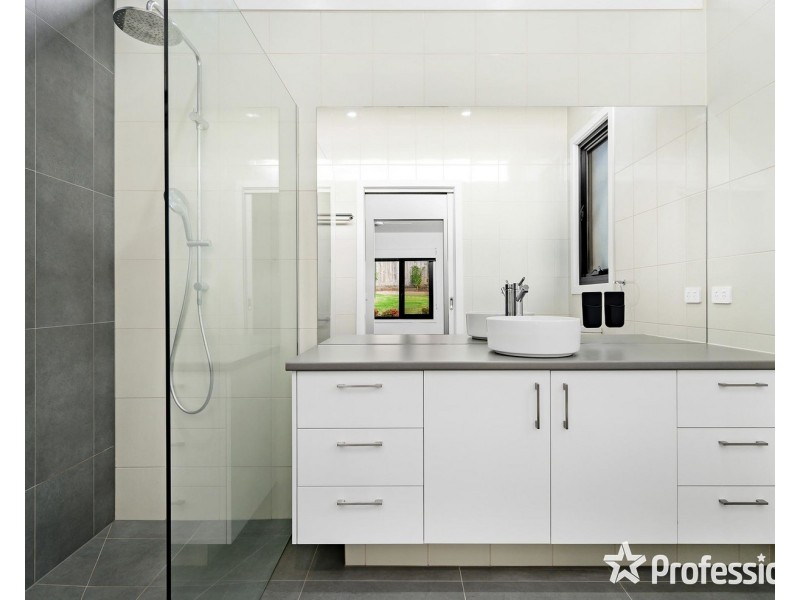 5 Lawrence Court, Healesville VIC 3777