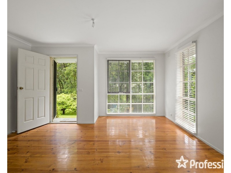 11 Clematis Road, Mount Evelyn VIC 3796