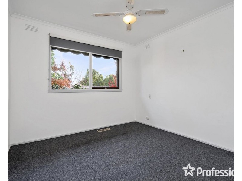 23 Songbird Avenue, Chirnside Park VIC 3116
