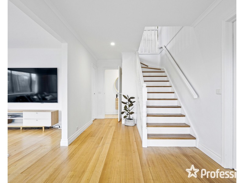 15 Drummer Hill Lane, Mooroolbark VIC 3138