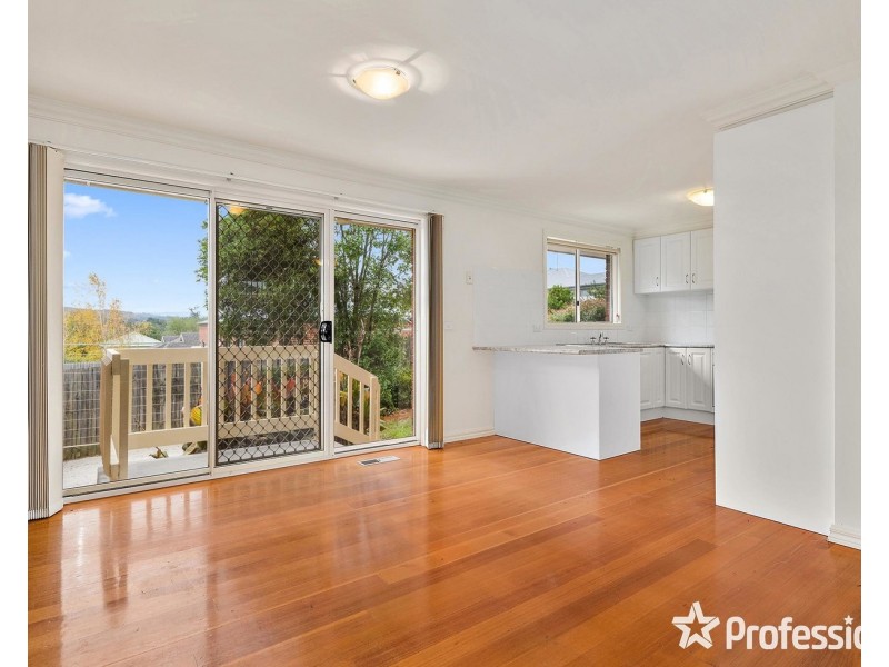 3/16 Smith Street, Healesville VIC 3777