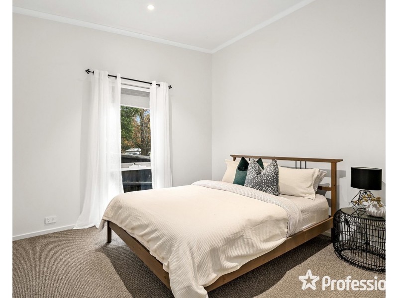 15 Irvine Street, Mount Evelyn VIC 3796
