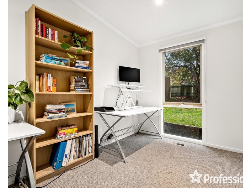 15 Irvine Street, Mount Evelyn VIC 3796