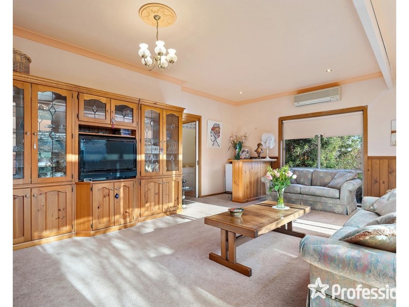 37 Trafalgar Crescent, Lilydale VIC 3140