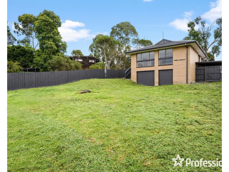14 Olinda Road, Mount Evelyn VIC 3796