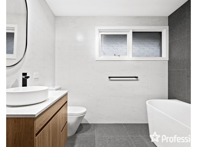 14 Olinda Road, Mount Evelyn VIC 3796