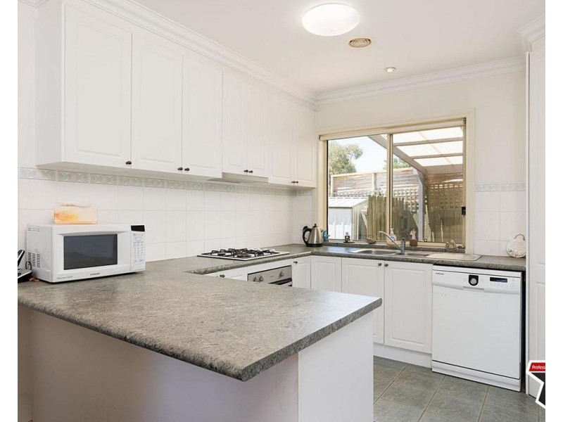 6/34 Karingal Street, Croydon VIC 3136
