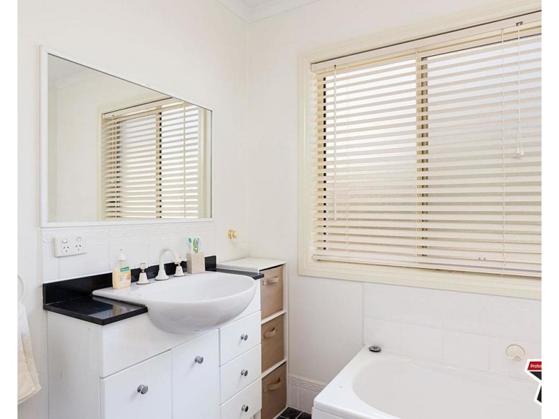 6/34 Karingal Street, Croydon VIC 3136