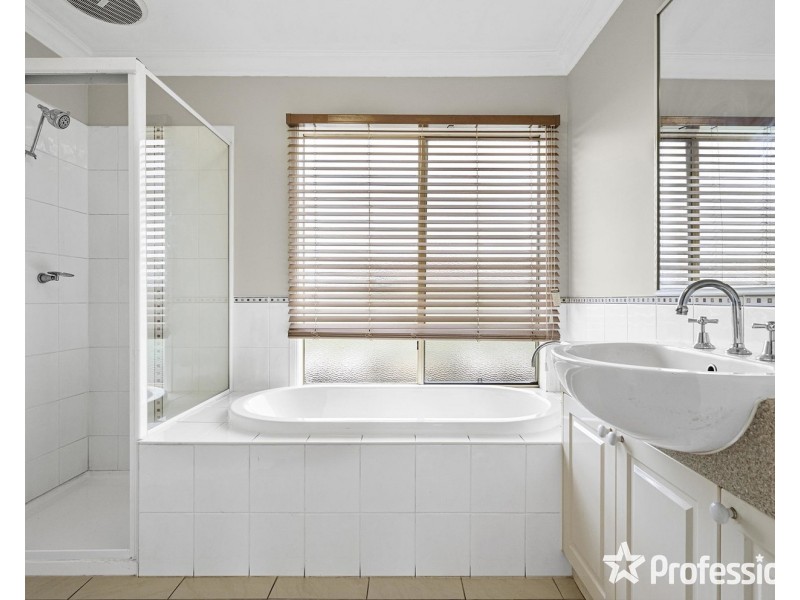 13 Bravo Court, Lilydale VIC 3140