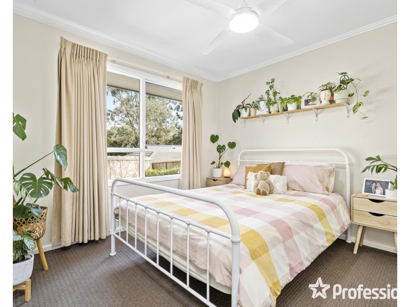 7 MacMillan Street, Mooroolbark VIC 3138
