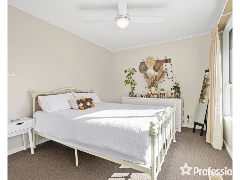 7 MacMillan Street, Mooroolbark VIC 3138