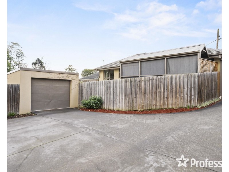 7 MacMillan Street, Mooroolbark VIC 3138