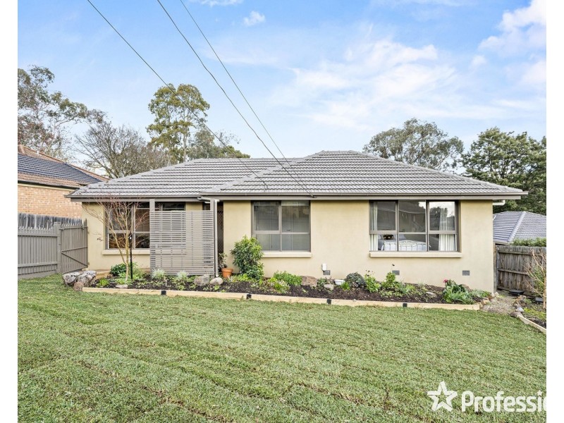 7 MacMillan Street, Mooroolbark VIC 3138