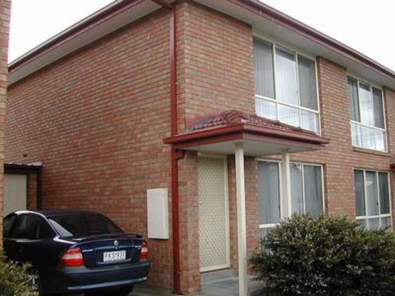 2/56 Beresford Road, Lilydale VIC 3140