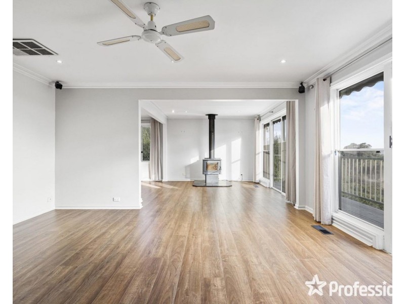 93 Grantulla Road, Menzies Creek VIC 3159