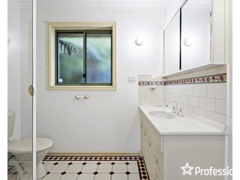 93 Grantulla Road, Menzies Creek VIC 3159