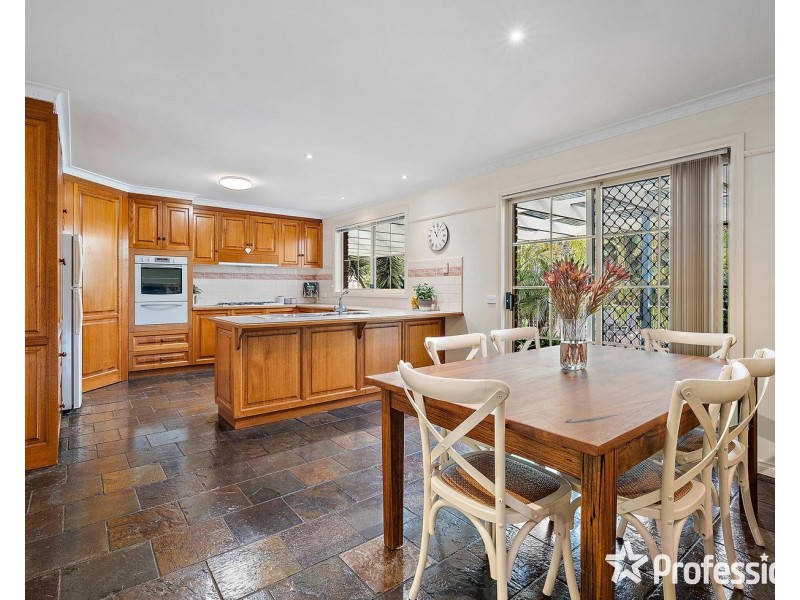 11 Harmony Close, Lilydale VIC 3140