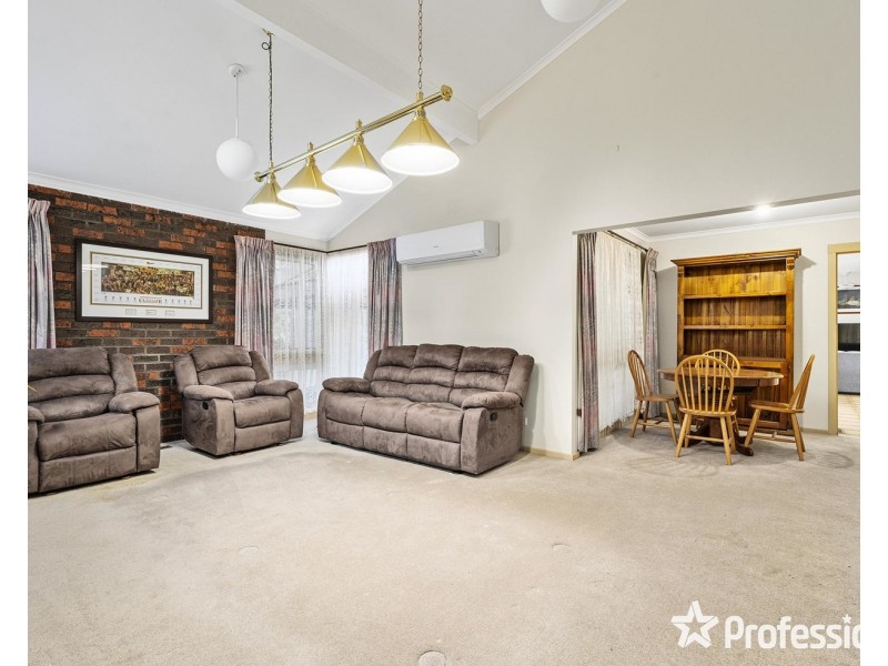 14 Polaris Way, Chirnside Park VIC 3116