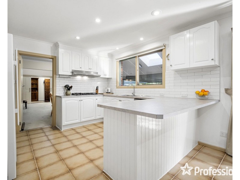 14 Polaris Way, Chirnside Park VIC 3116