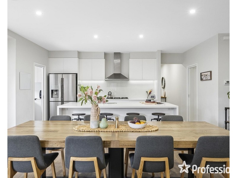 92 Sherwood Road, Chirnside Park VIC 3116