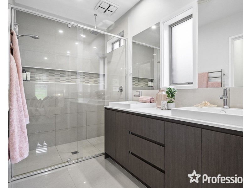 92 Sherwood Road, Chirnside Park VIC 3116