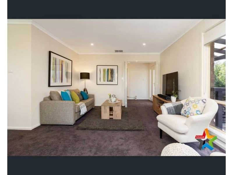 11 St Andrews Drive, Chirnside Park VIC 3116