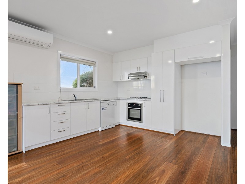 11 St Andrews Drive, Chirnside Park VIC 3116