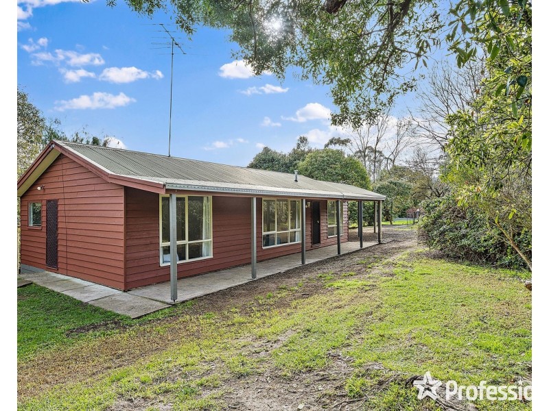 13 Goondah Lane, Healesville VIC 3777