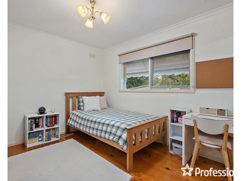 15 Bradman Avenue, Mount Evelyn VIC 3796