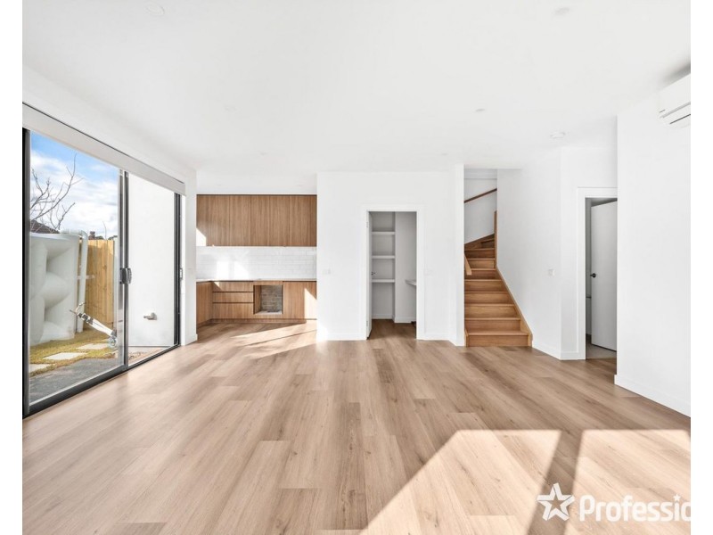 1/88 Winyard Drive, Mooroolbark VIC 3138