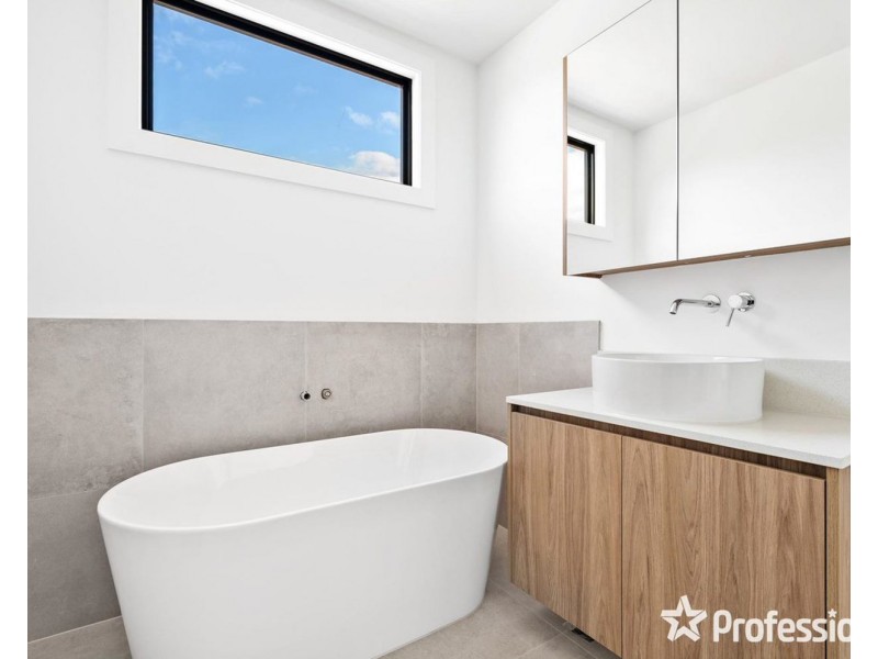 1/88 Winyard Drive, Mooroolbark VIC 3138