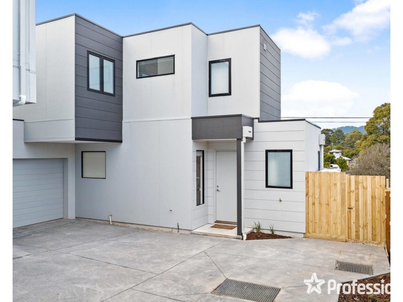 4/88 Winyard Drive, Mooroolbark VIC 3138