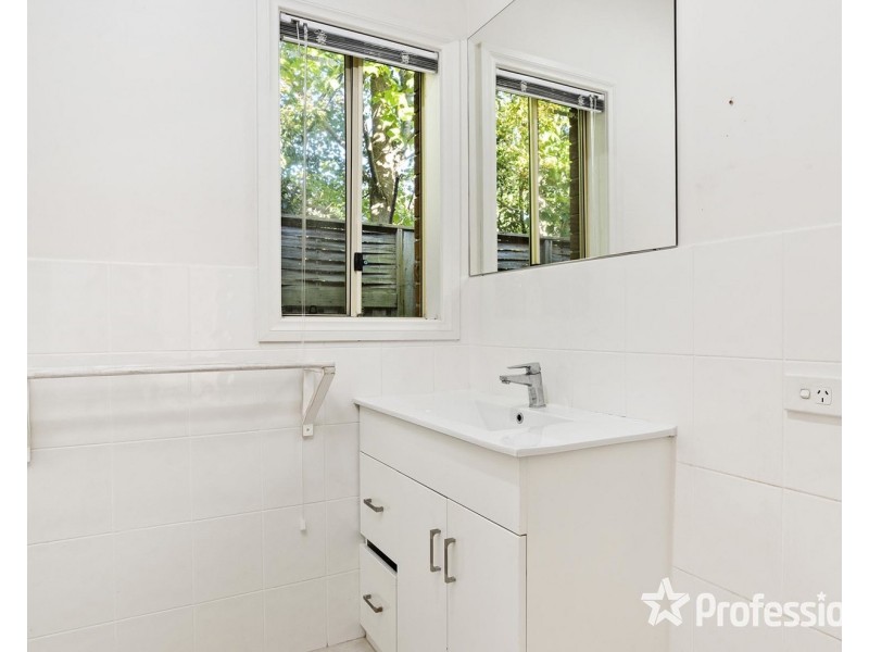 31a Songbird Avenue, Chirnside Park VIC 3116