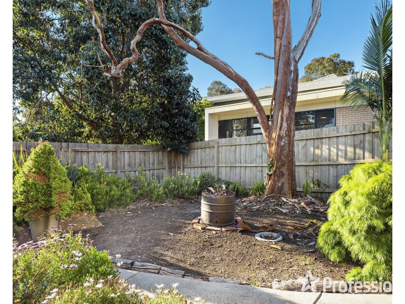 31a Songbird Avenue, Chirnside Park VIC 3116