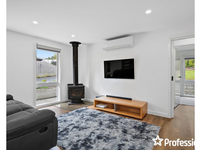 74 Lauriston Drive, Coldstream VIC 3770