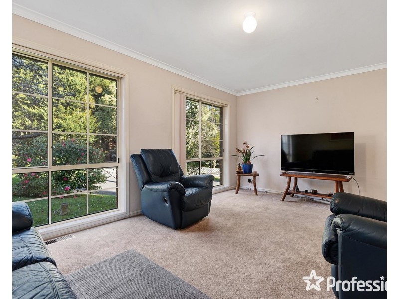 25 Gardner Parade, Mount Evelyn VIC 3796