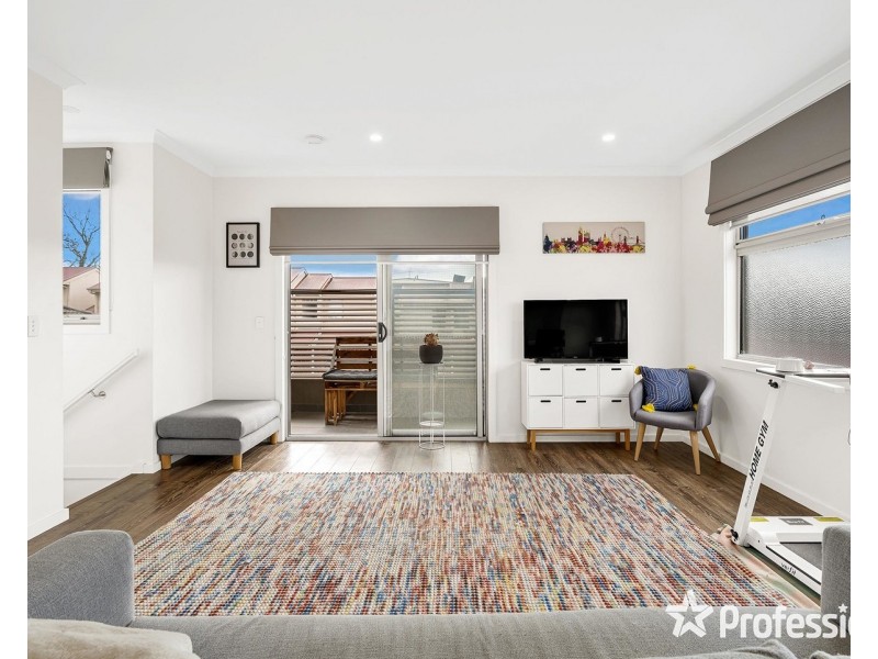 1/13 Black Street, Lilydale VIC 3140