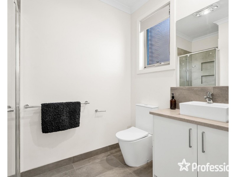 1/13 Black Street, Lilydale VIC 3140