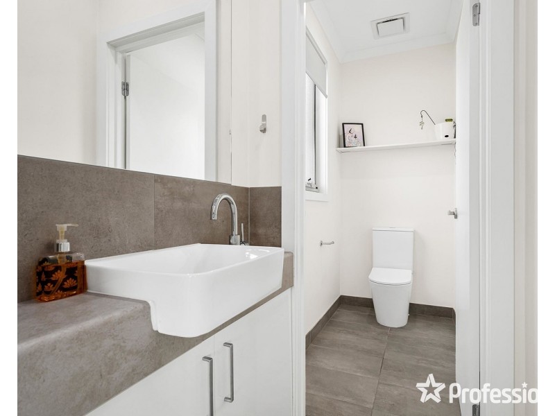 1/13 Black Street, Lilydale VIC 3140